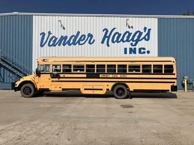 Blue Bird Vision Bus - Caterpillar, 210HP, 4 Speed Automatic