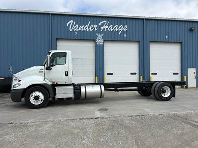 International RH Single Axle Cab & Chassis Truck - A26, 370HP