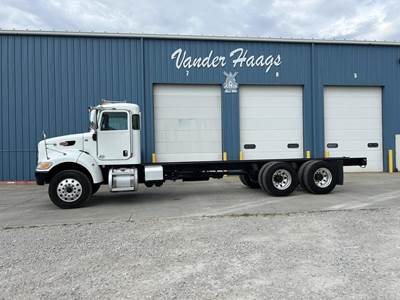 Peterbilt 348 Tandem Axle Cab & Chassis Truck - Paccar, 330HP, 5 Speed Allison Rds Automatic