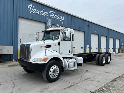Peterbilt 348 Tandem Axle Cab & Chassis Truck - Paccar, 330HP, 5 Speed Allison Rds Automatic