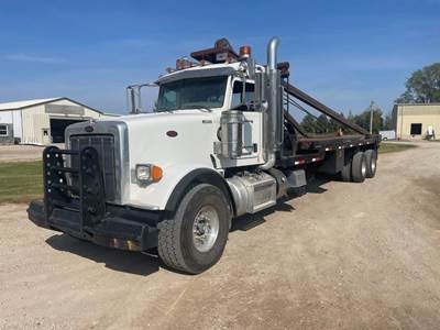 Peterbilt 367 Tandem Axle Cab & Chassis Truck - Cummins, 525HP, 18 Speed Manual
