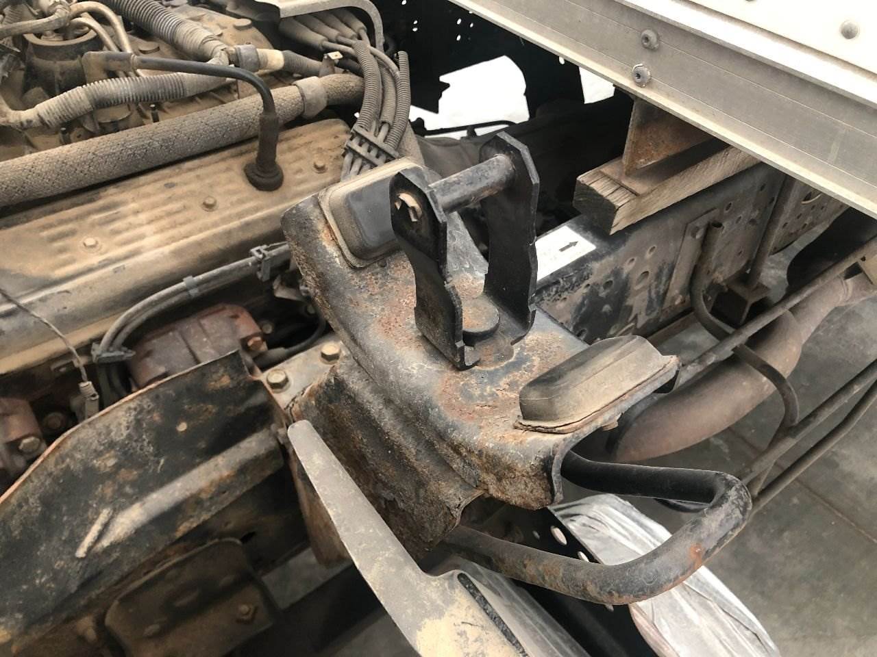 2001 Isuzu NPR Cab Suspension For Sale Council Bluffs, IA 25321303