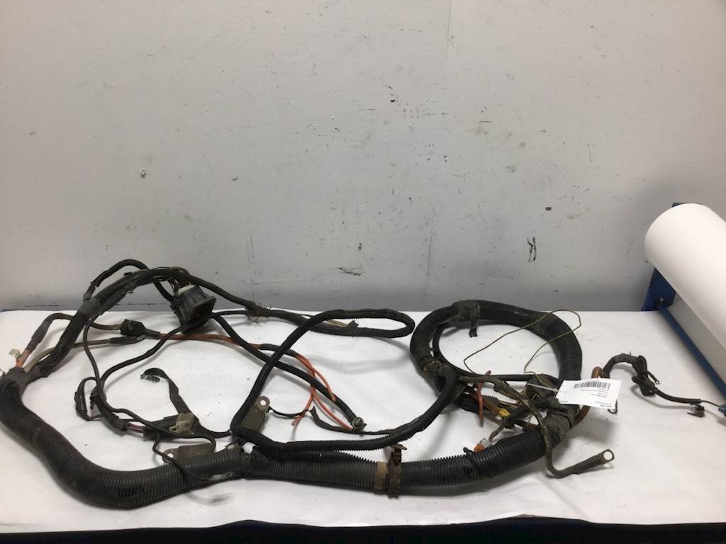 1998 kenworth t2000 cab wiring harness for sale sioux falls, sd 24676730 mylittlesalesman com Kenworth Delphi Radio Wiring Harness