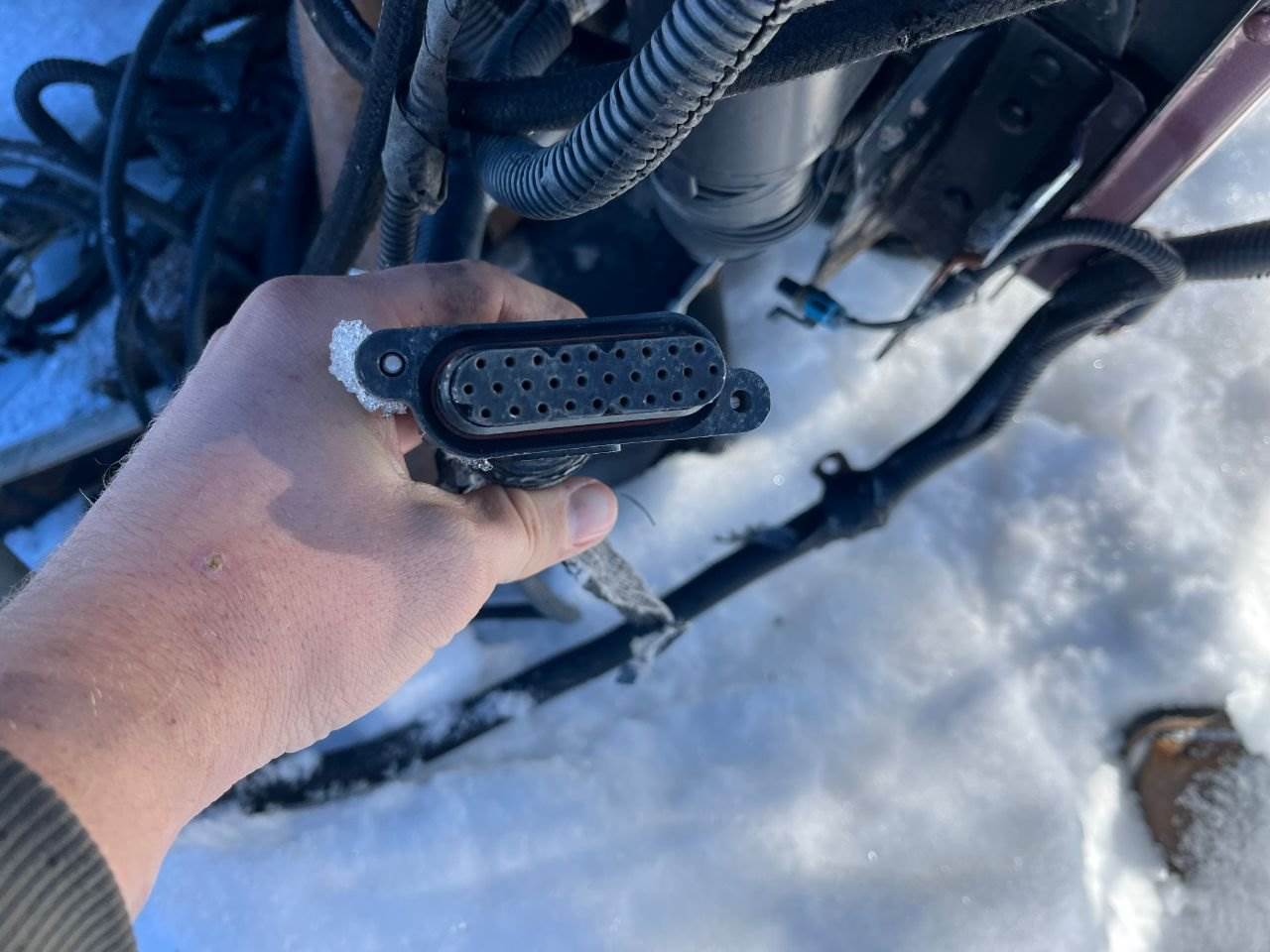 2000 Peterbilt 379 Cab Wiring Harness For Sale Sioux Falls, SD