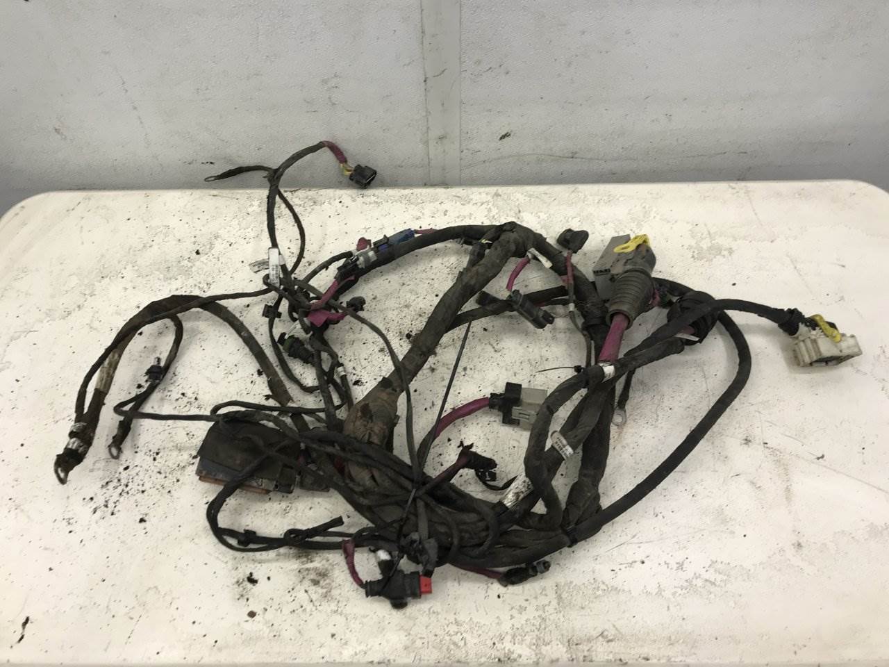 2020 Peterbilt 579 Cab Wiring Harness For Sale Kansas City, MO 25379793