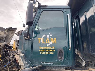 Caterpillar CT660 Cab Assembly