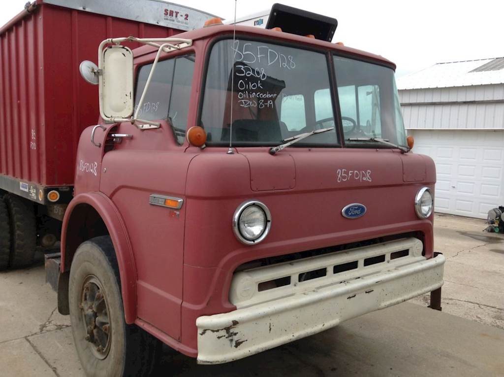1985 Ford C8000 Cab Assembly For Sale Spencer, IA 24790535