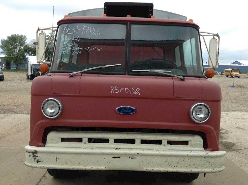 1985 Ford C8000 Cab Assembly For Sale Spencer, IA 24790535
