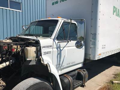 Ford F-800 Cab Assembly for a Ford F800
