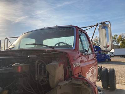 Ford F-800 Cab Assembly for a Ford F800