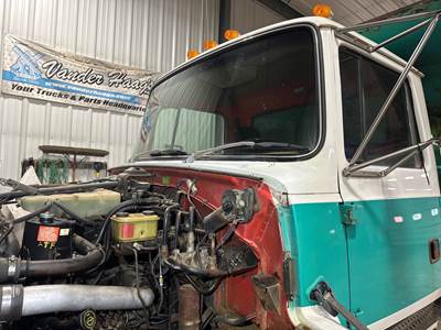 Ford LN7000 Cab Assembly