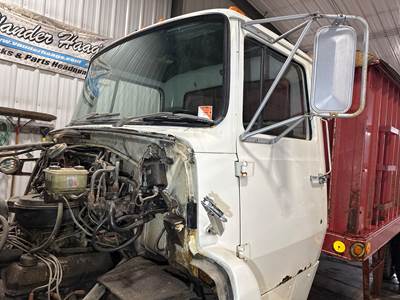 Ford LN800 Cab Assembly