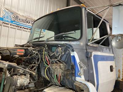Ford LNT9000 Cab Assembly