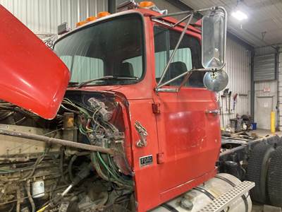 Ford LTL9000 Cab Assembly