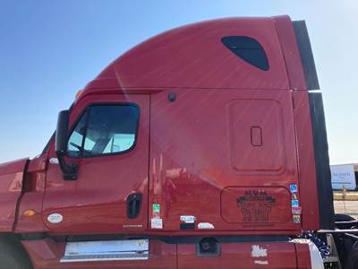 Freightliner Cascadia Cab Assembly