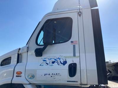Freightliner Cascadia Cab Assembly