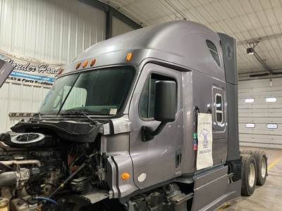 Freightliner Cascadia Cab Assembly