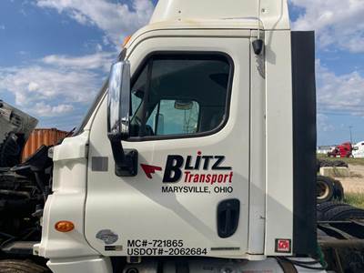 Freightliner Cascadia Cab Assembly