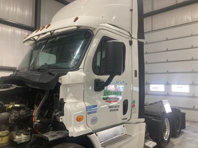 Freightliner Cascadia Cab Assembly