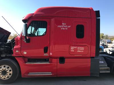 Freightliner Cascadia Cab Assembly