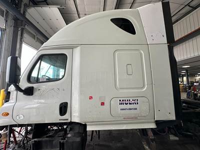 Freightliner Cascadia Cab Assembly