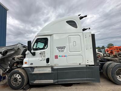 Freightliner Cascadia Cab Assembly