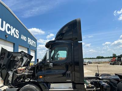 Freightliner Cascadia Cab Assembly