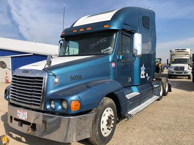 Freightliner Century Class 120 Cab Assembly for a Freightliner C2