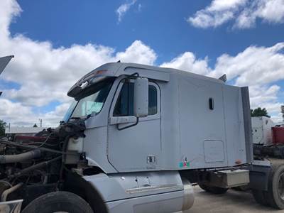 Freightliner Century Class 120 Cab Assembly for a Freightliner C120 Century