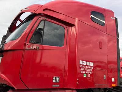 Freightliner Century Class 120 Cab Assembly for a Freightliner C120 Century