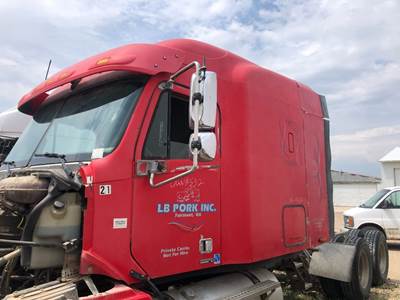 Freightliner Columbia 120 Cab Assembly