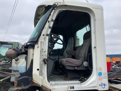 Freightliner Columbia 120 Cab Assembly