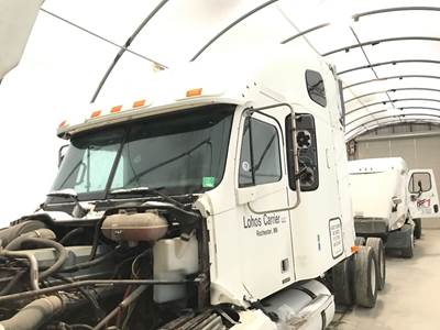 Freightliner Columbia 120 Cab Assembly