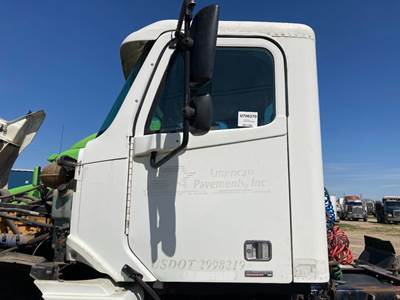 Freightliner Columbia 120 Cab Assembly