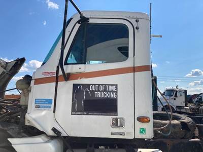 Freightliner Columbia 120 Cab Assembly