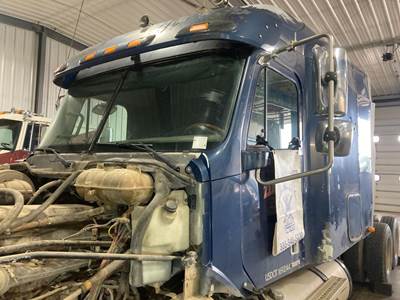 Freightliner Columbia 120 Cab Assembly