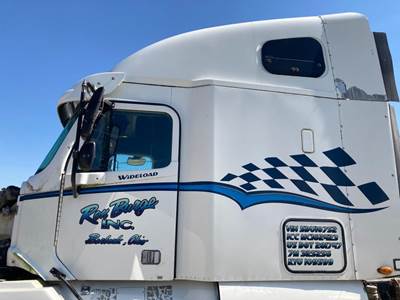 Freightliner Columbia 120 Cab Assembly