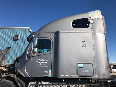 Freightliner Columbia 120 Cab Assembly