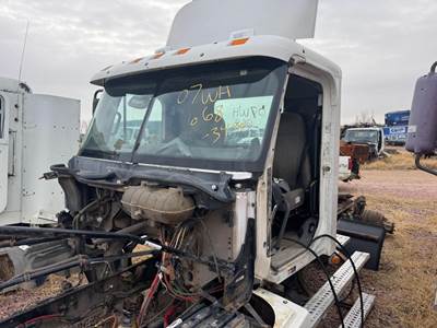 Freightliner Columbia 120 Cab Assembly