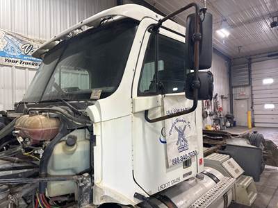 Freightliner Columbia 120 Cab Assembly