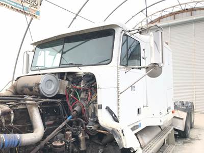 Freightliner FLD112 Cab Assembly