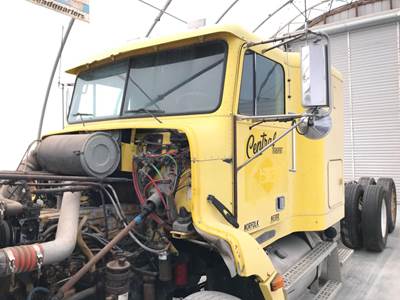 Freightliner FLD112 Cab Assembly