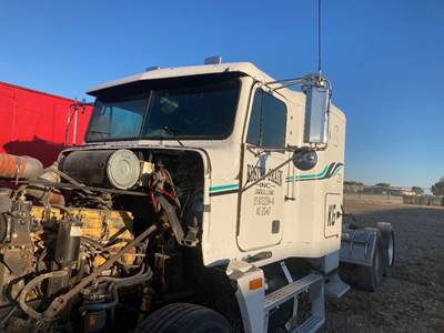 Freightliner FLD120 Cab Assembly
