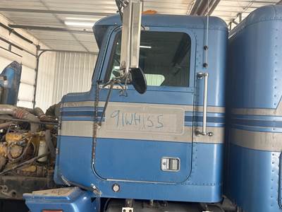 Freightliner FLD120 Cab Assembly