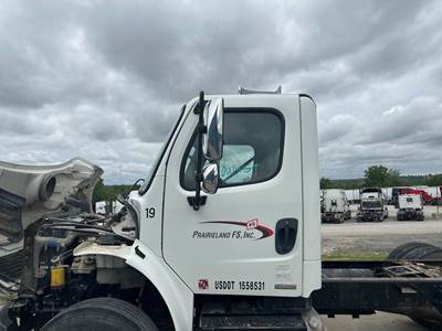 Freightliner M2 106 Cab Assembly