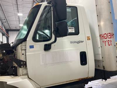 International DuraStar 4300 Cab Assembly for a International Durastar (4300)