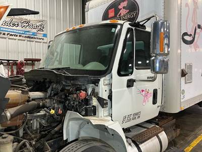 International DuraStar 4300 Cab Assembly for a International Durastar (4300)