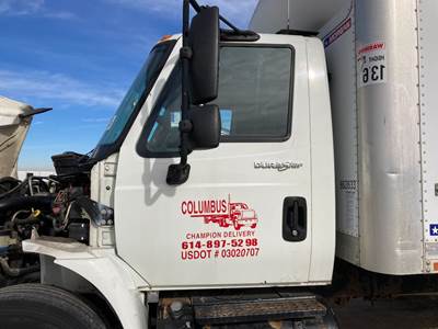 International DuraStar 4300 Cab Assembly for a International Durastar (4300)