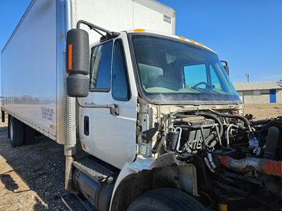 International DuraStar 4300 Cab Assembly for a International Durastar (4300)