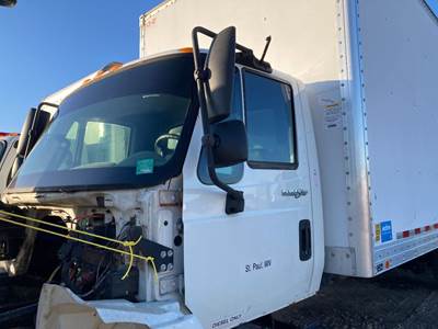 International DuraStar 4300 Cab Assembly for a International Durastar (4300)